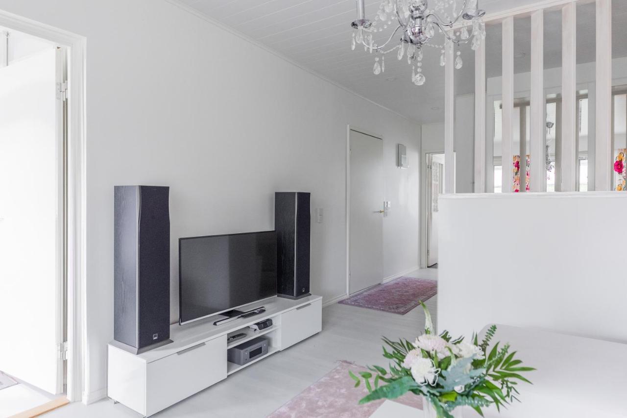 City Holiday Apartments 2 โรวานิเอมิ ภายนอก รูปภาพ